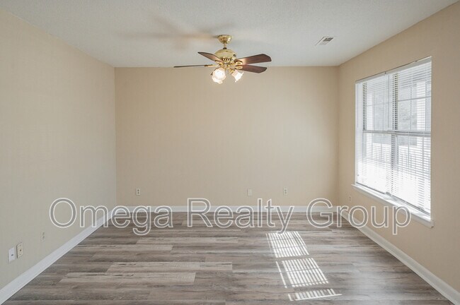 Photo - 3330 Meridian St N Unidad Apt 206