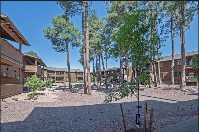 Photo - Bison Cove ~ 2 bed / 2 bath Unit C8