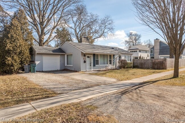 Photo - 1610 Yosemite Blvd