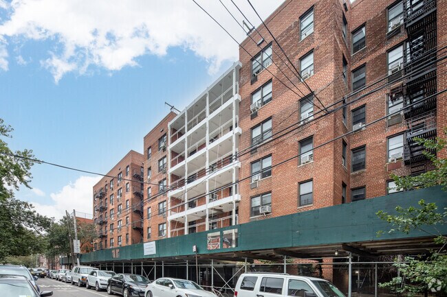 41-40 Denman Street