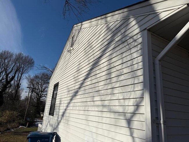 Photo - 6811 Brower Ct