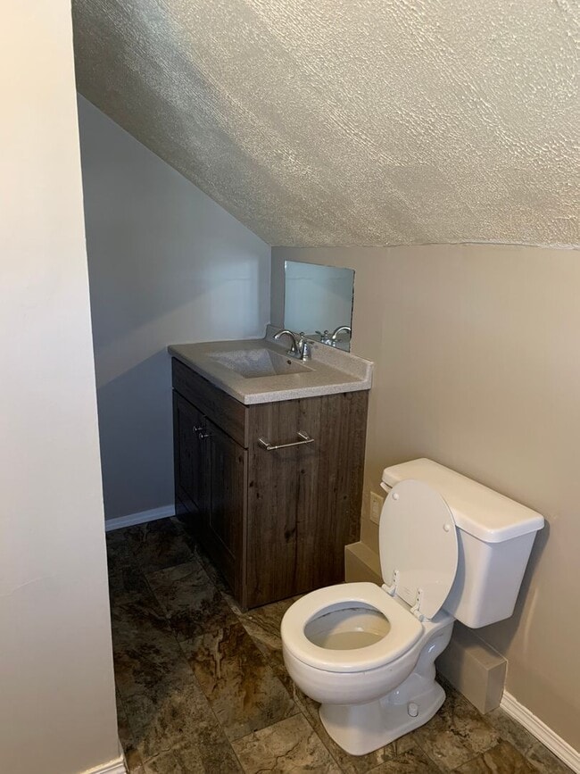 Photo - PRICE REDUCED! 4 Bedroom, 1.5 Bathroom Hou...