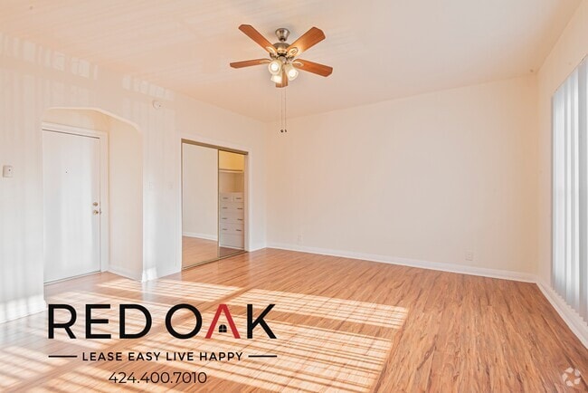 Building Photo - 1056 Normandie Ave Unit 301 Rental