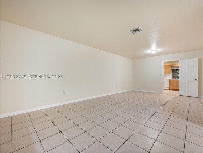 7752 SW 106th St Unit 7752