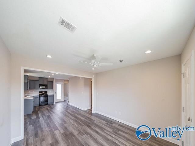 Photo - 158 Wexford Way