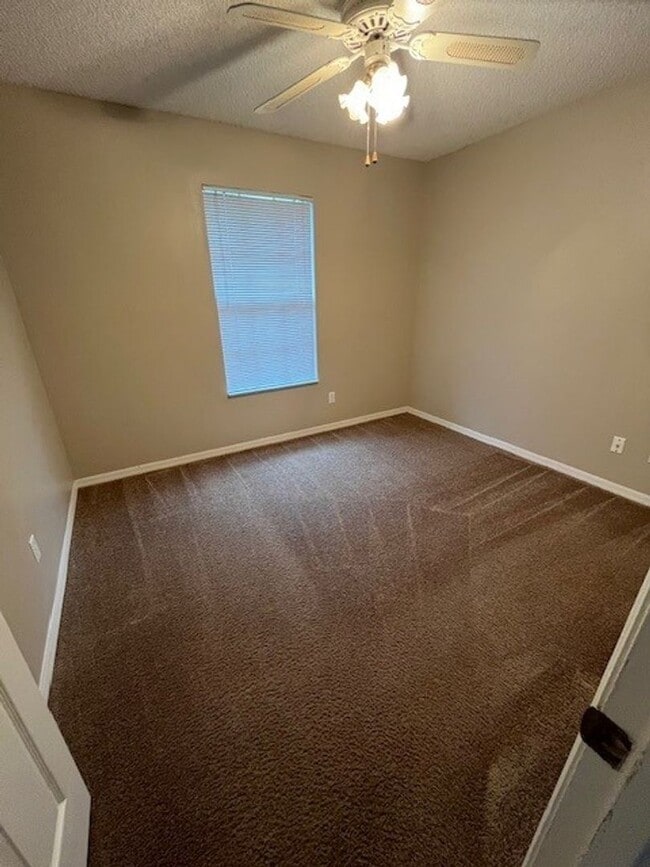 Photo - 1/2 off First Month of Rent! **4/2 in Copp...