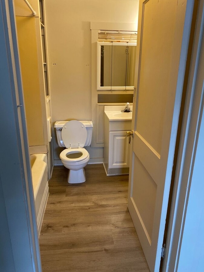 Photo - East College Flats Unidad 100