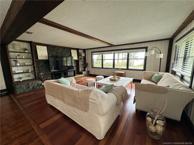 Photo - 4490 NE Indian River Dr