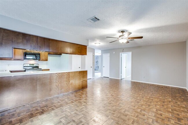 Photo - 9923 Landry Blvd