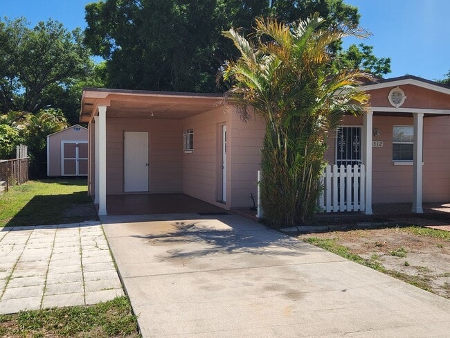 Photo - 3312 W St Louis St