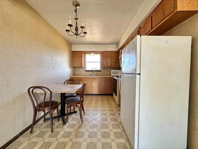 Photo - 302 Calhoun Dr Unit 7