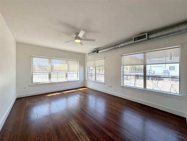 Photo - 1509 Holman St Unit 2