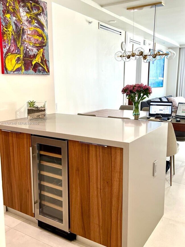 Photo - 6917 Collins Ave Unidad 704