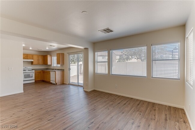 Photo - 11032 African Sunset St