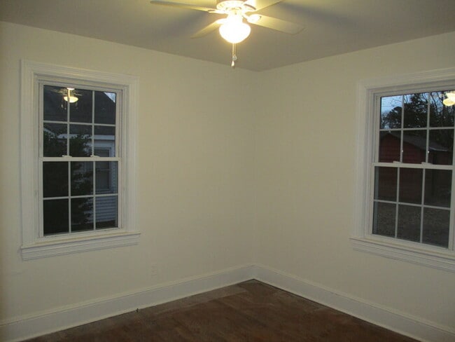 Photo - 432 Marshall St