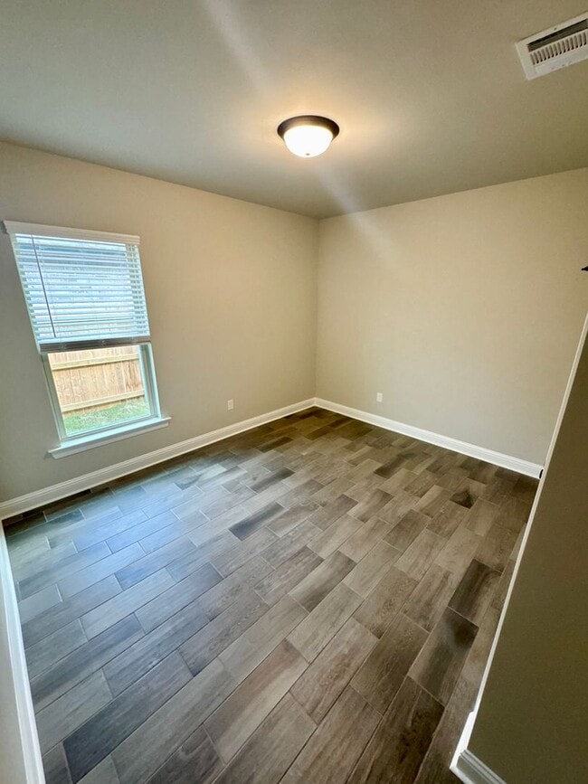 Photo - Canes Landing!