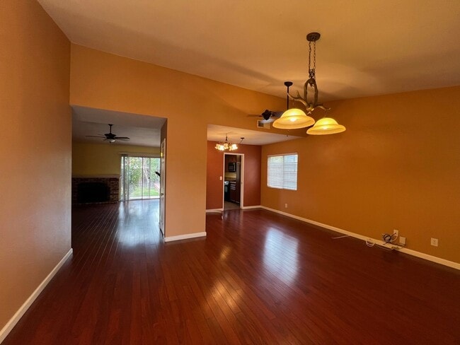 Photo - **Beautiful 4 Bdrm 2 Bath Home 5 Minutes t...