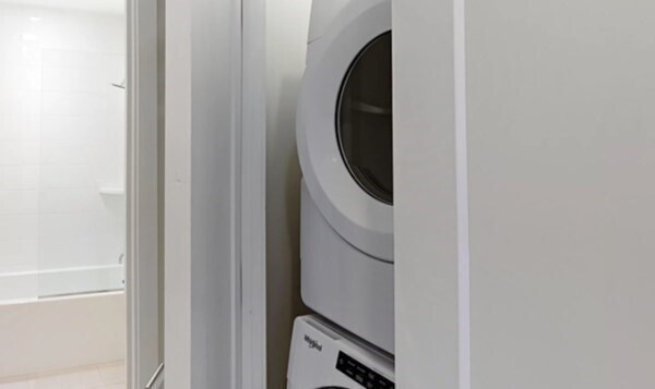 Photo - 434 McGrath Hwy Unit 302