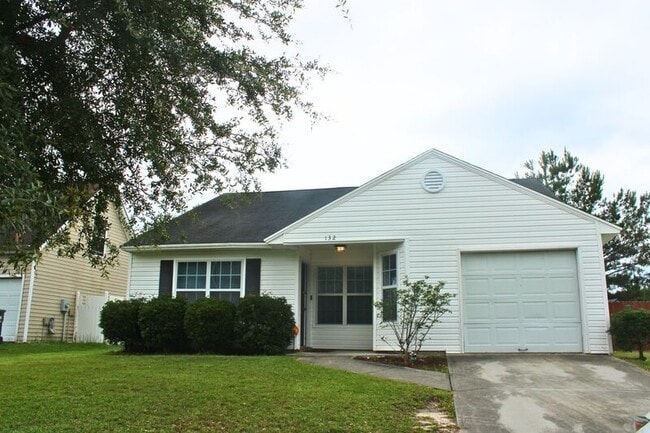 132 Bluelake Blvd