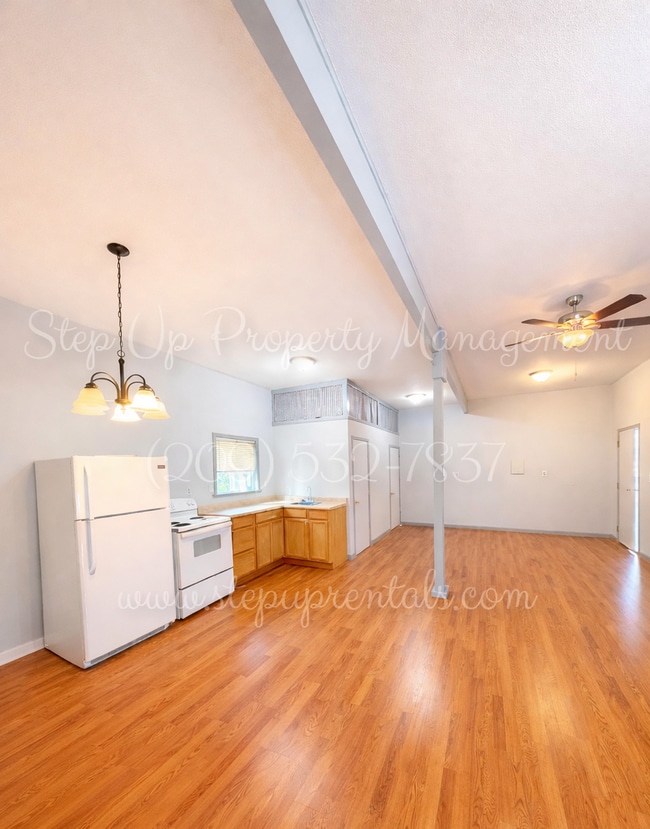 Photo - 21313 Phoenix Lake Rd Unit B