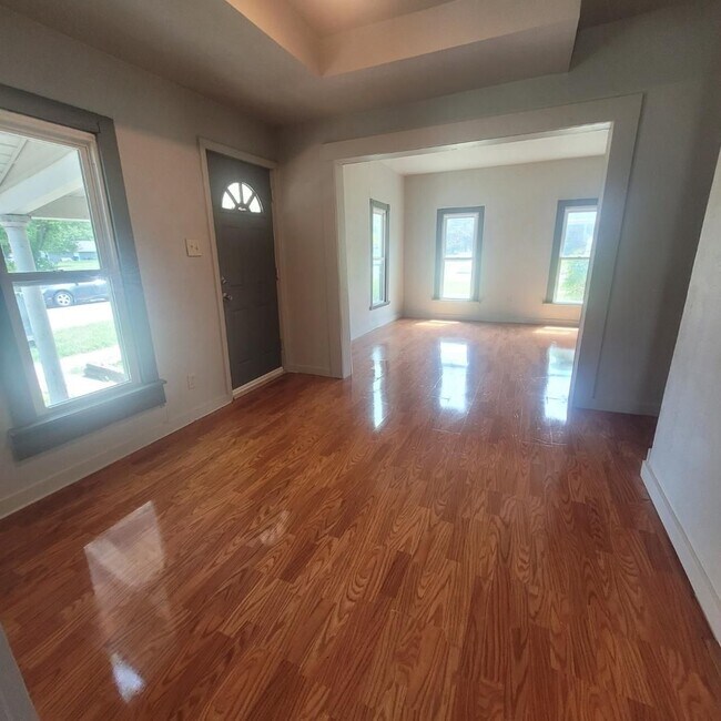 Photo - $899 - 3 bed 2 bath - Single Family Home