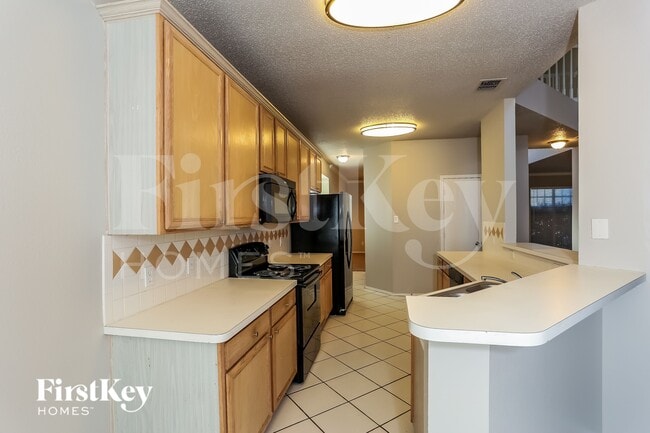 Photo - 7601 Southbridge Ln