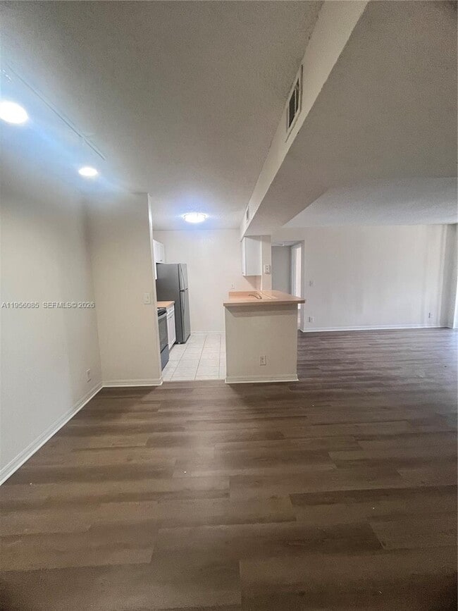 Photo - 4035 W McNab Rd Unidad F206