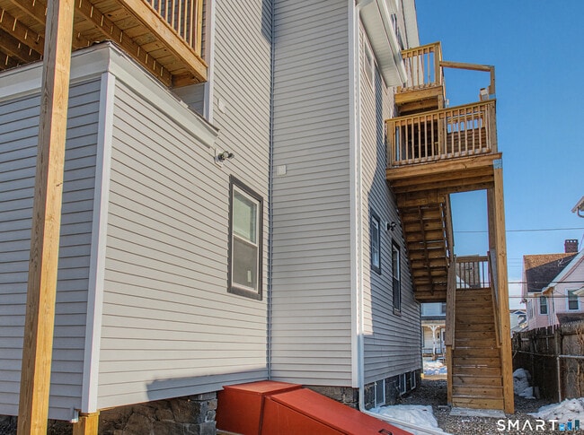 Photo - 144 Cottage St Unit 1st Floor