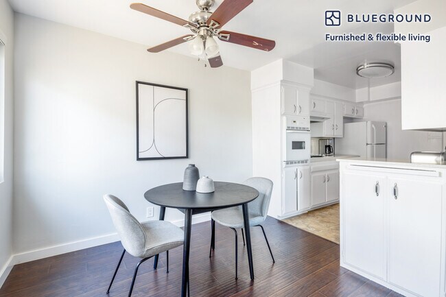 Photo - 330 N Crescent Dr Unit SI FL3-ID377