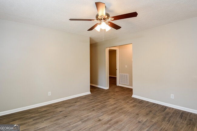 Photo - 10 Summit St