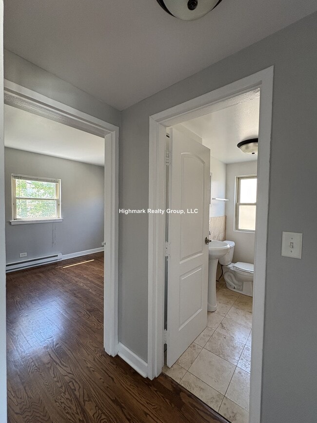 Photo - 7632 N Milwaukee Ave Unit 4N