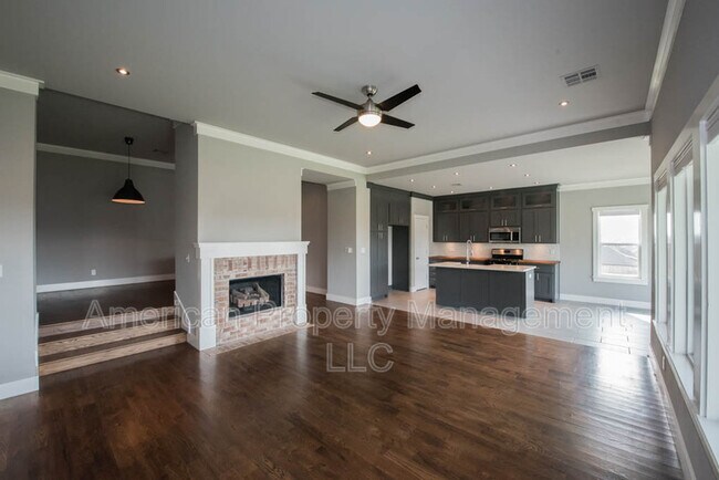 Photo - 8442 N 77th E Ave