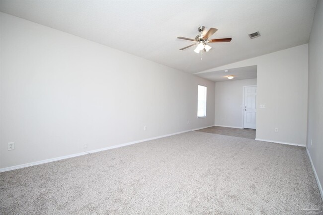 Photo - 509 Wood Crest Way