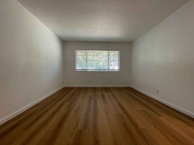 2858 Gavilan Dr