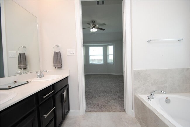 Photo - 8834 Arch Rock Dr