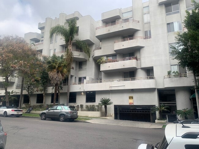 Photo - 500 S Berendo St Unit Condominium