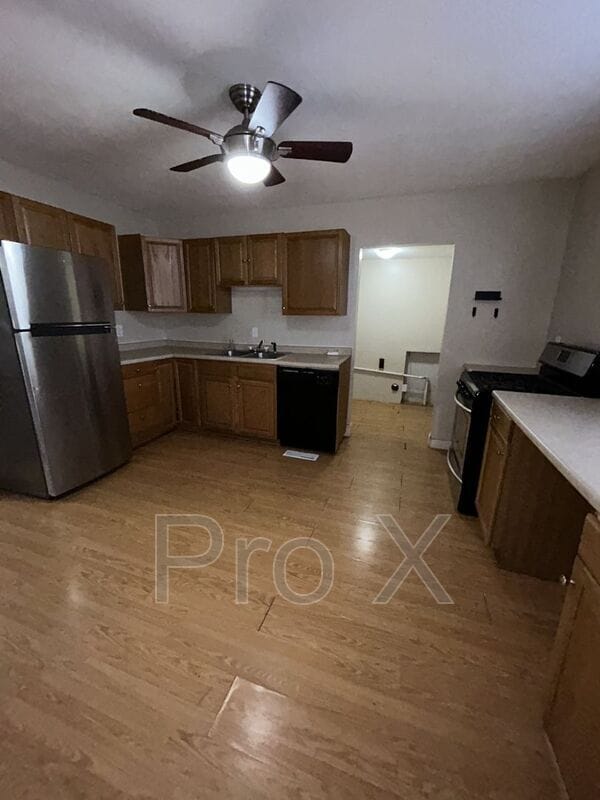 Photo - 404 W 1st St