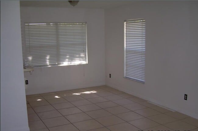 Photo - 1207 Groveland Ave Unidad 1207 Groveland AVE