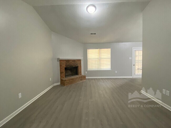 Photo - 5888 Garden Ridge Dr