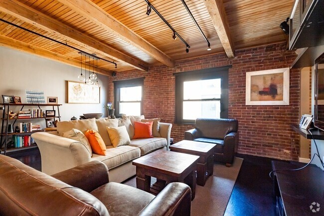 Building Photo - 90 Wareham St Unit 503 Rental