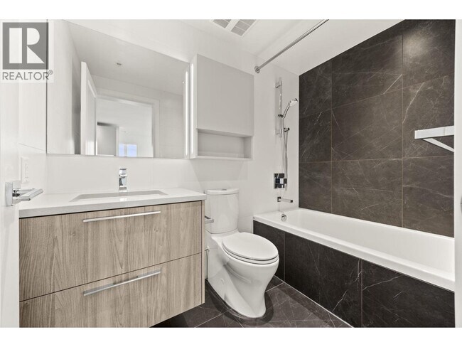 6699 Dunblane Ave Unit 2902