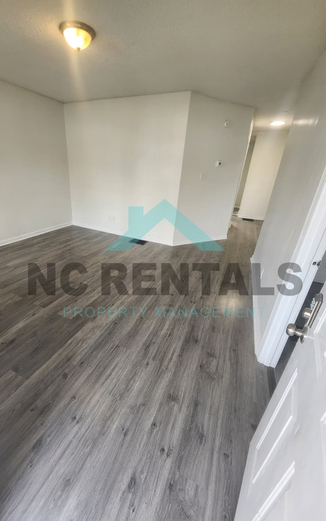 Photo - 114 N Jackson Ave