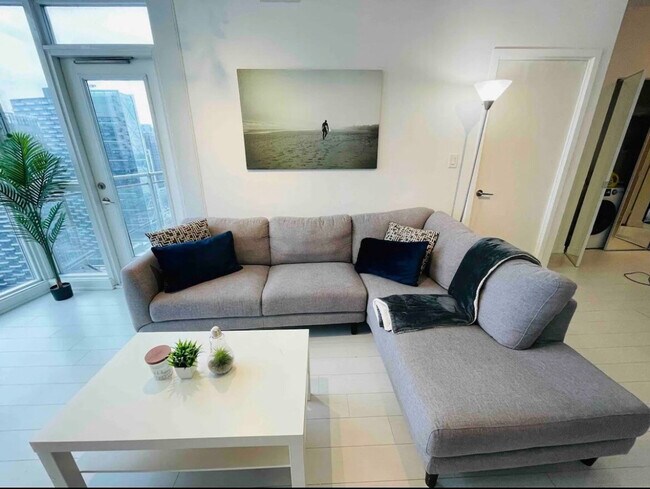 Photo - 168 Dan Leckie Way Unit SI ID1543151P
