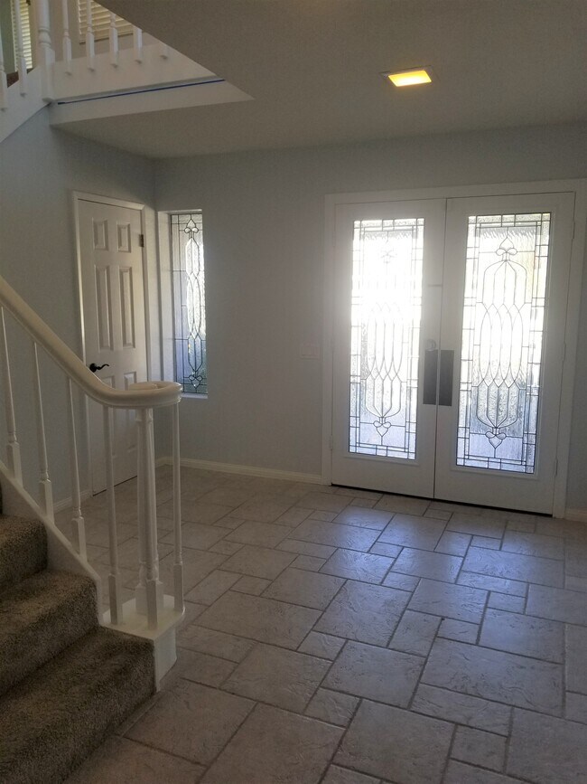 Foyer - 5269 E Rural Ridge Cir