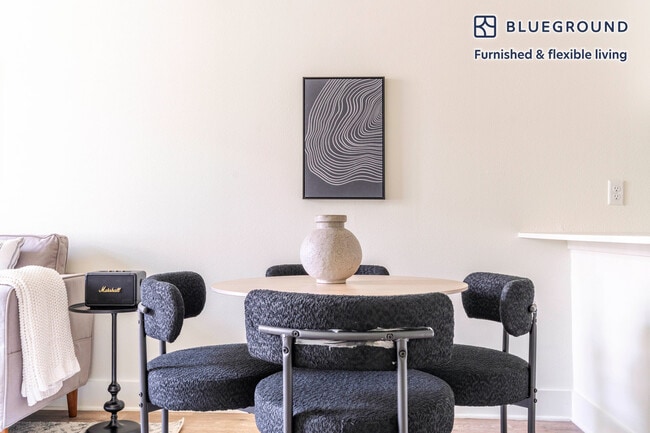 Photo - 1301 W Koenig Ln Unit FL1-ID330