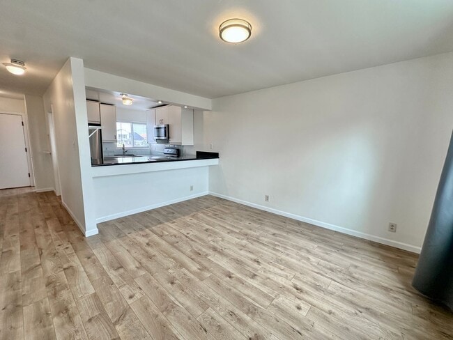 Building Photo - 251 Texas St Unit 251 Texas Apt. 4