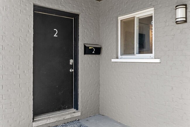 Photo - 22 2nd St Unit SI ID1032318P
