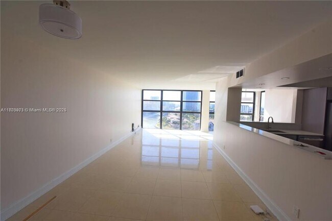 Photo - 2 bedroom in Hallandale FL 33009