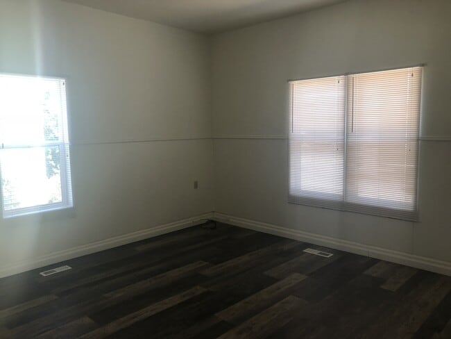 Photo - House with fenced backyard!