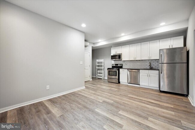 Photo - 1200 N 5th St Unit 2F